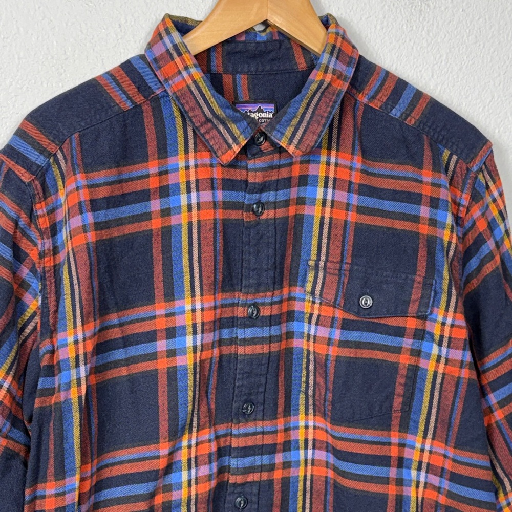Patagonia Men's Lightweight Fjord Flannel Shirt